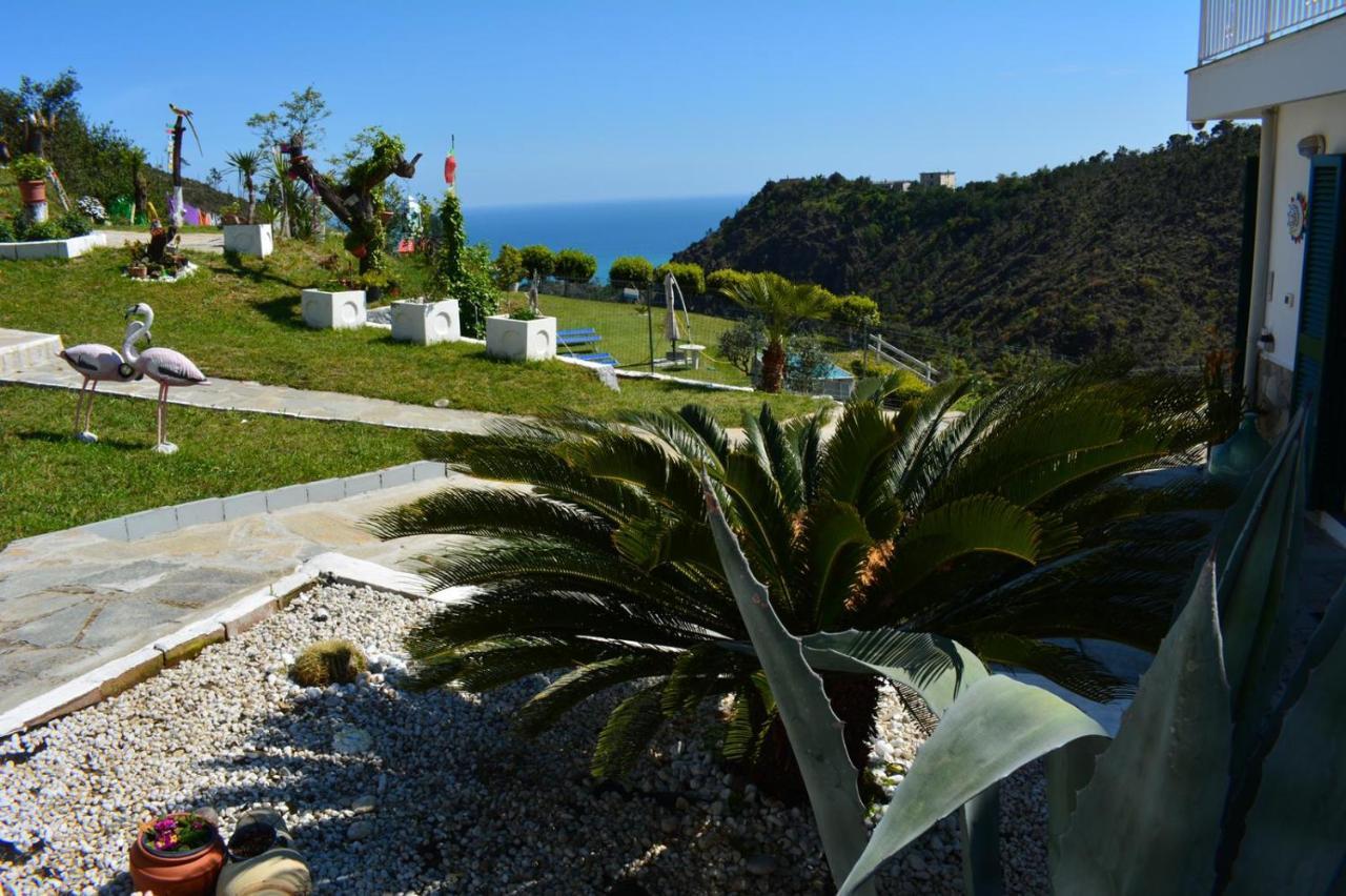 Agrifazenda Bed & Breakfast Cogoleto Bagian luar foto