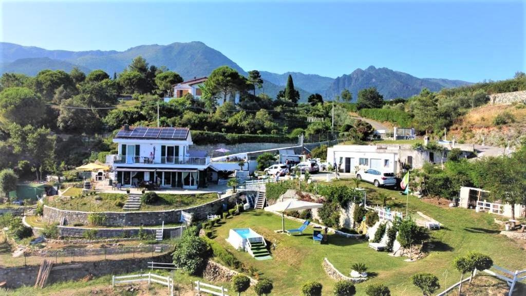 Agrifazenda Bed & Breakfast Cogoleto Bagian luar foto