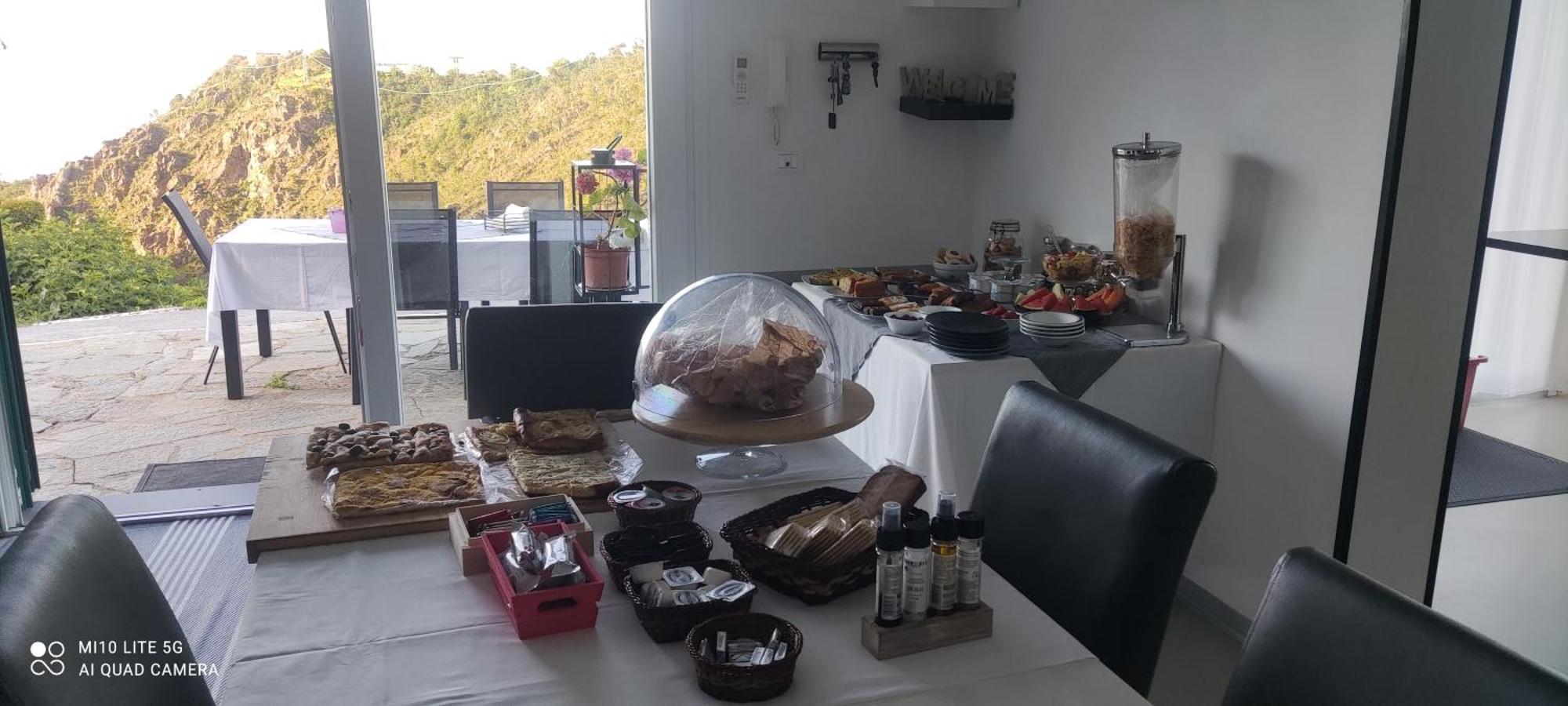 Agrifazenda Bed & Breakfast Cogoleto Bagian luar foto