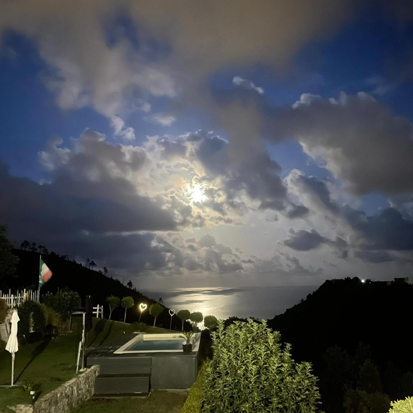 Agrifazenda Bed & Breakfast Cogoleto Bagian luar foto
